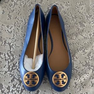 Tory Burch flats- 8 1/2- brand new, never worn